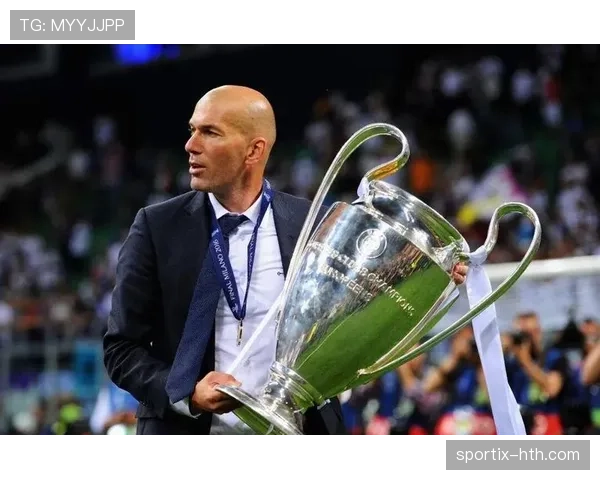 克鲁伊夫比赛节奏再度引领足坛潮流,球队战术持续提升引关注 克鲁伊夫比赛节奏再度引领足坛潮流,球队战术持续提升引关注