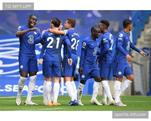 切尔西阵容升级但表现持续下滑,问题暴露对赛季走势形成制约 切尔西阵容升级但表现持续下滑,问题暴露对赛季走势形成制约